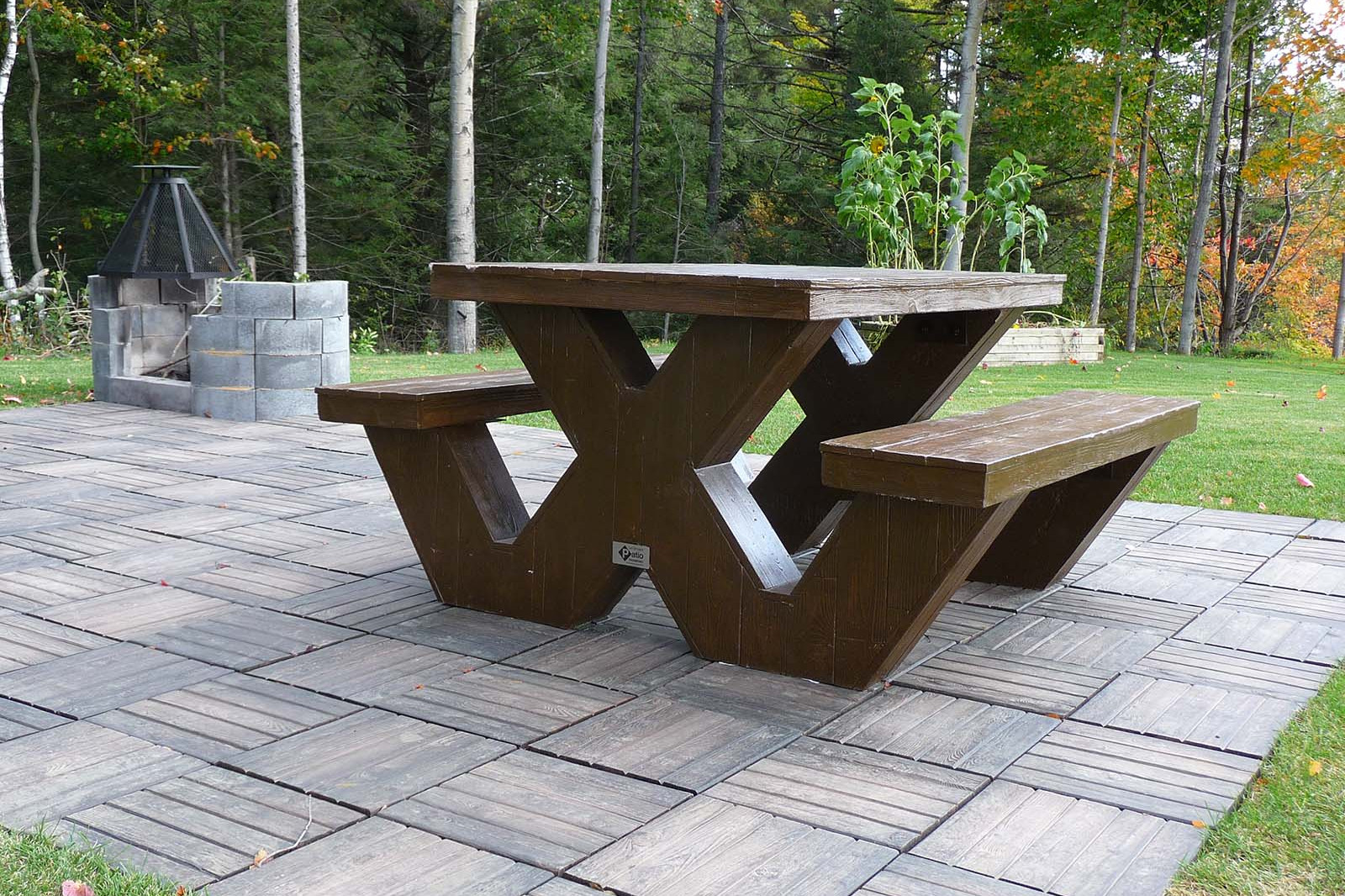 Table MU-19 mobilier urbain