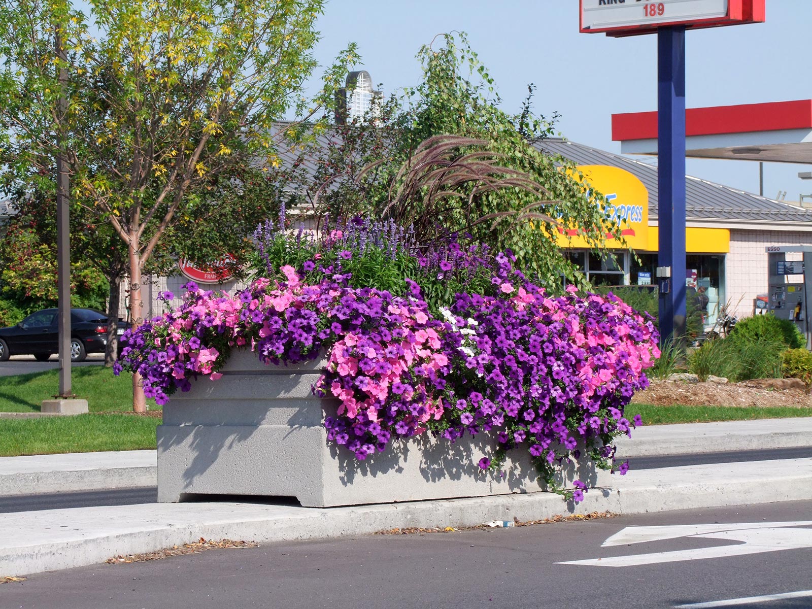 Bacs à fleurs MU-67 mobilier urbain