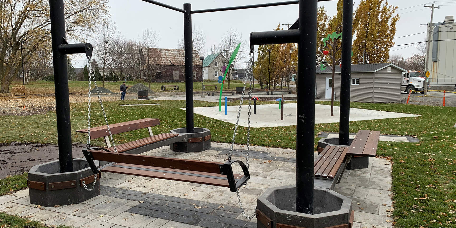 Halte et abris en béton | Patio Drummond