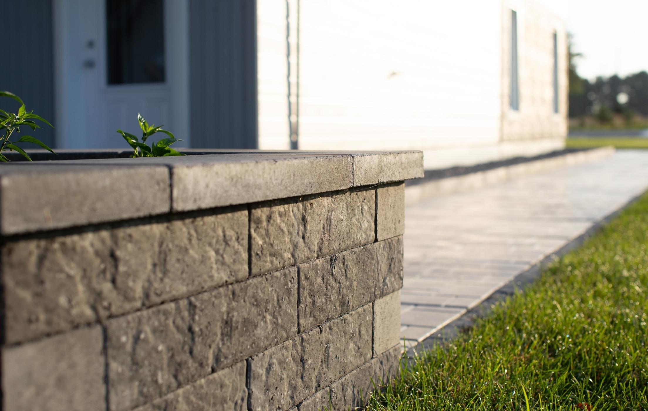 Top 5 reasons to add retaining walls to your hillside | Custom Concrete